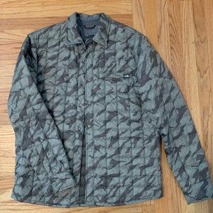 North Face Quilted Men's Shirt Jacket - Medium, Camo